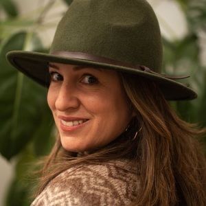 Meet your Posher, Milena